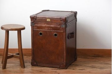 アンティーク雑貨　イギリス製　HALO(ハロ)のPARIS TRUNK(パリストランク)