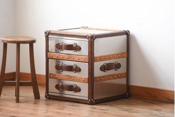 アンティーク家具　イギリス製　HALO(ハロー)のSTONYHURST SMALL LAMP TABLE(ストニーハースト スモールランプテーブル)