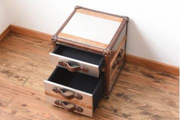 アンティーク家具　イギリス製　HALO(ハロー)のSTONYHURST SMALL LAMP TABLE(ストニーハースト スモールランプテーブル)