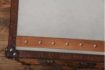 アンティーク家具　イギリス製　HALO(ハロー)のSTONYHURST SMALL LAMP TABLE(ストニーハースト スモールランプテーブル)