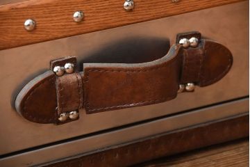 アンティーク家具　イギリス製　HALO(ハロー)のSTONYHURST SMALL LAMP TABLE(ストニーハースト スモールランプテーブル)