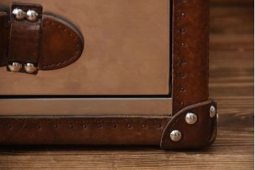 アンティーク家具　イギリス製　HALO(ハロー)のSTONYHURST SMALL LAMP TABLE(ストニーハースト スモールランプテーブル)