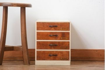 アンティーク家具　イギリス製　HALO(ハロー)のSTONYHURST SMALL LAMP TABLE(ストニーハースト スモールランプテーブル)