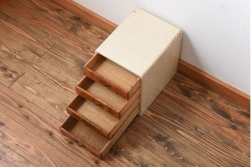 アンティーク家具　イギリス製　HALO(ハロー)のSTONYHURST SMALL LAMP TABLE(ストニーハースト スモールランプテーブル)