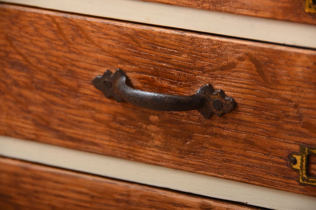 アンティーク家具　イギリス製　HALO(ハロー)のSTONYHURST SMALL LAMP TABLE(ストニーハースト スモールランプテーブル)