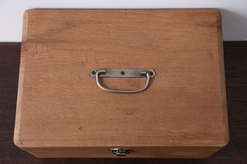 アンティーク雑貨　昭和レトロ　ナラ材の小さなアンティーク木箱