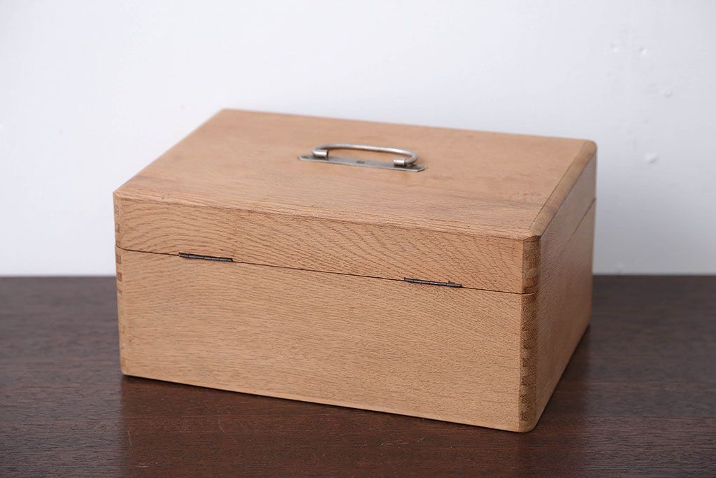 アンティーク雑貨　昭和レトロ　ナラ材の小さなアンティーク木箱