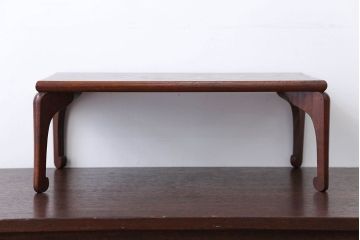 アンティーク雑貨　古民具・骨董　古い木製のモダンな花台