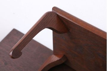 アンティーク雑貨　古民具・骨董　古い木製のモダンな花台