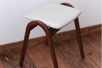 中古　秋田木工のおしゃれな曲げ木スツール(スタッキングスツール)(1)