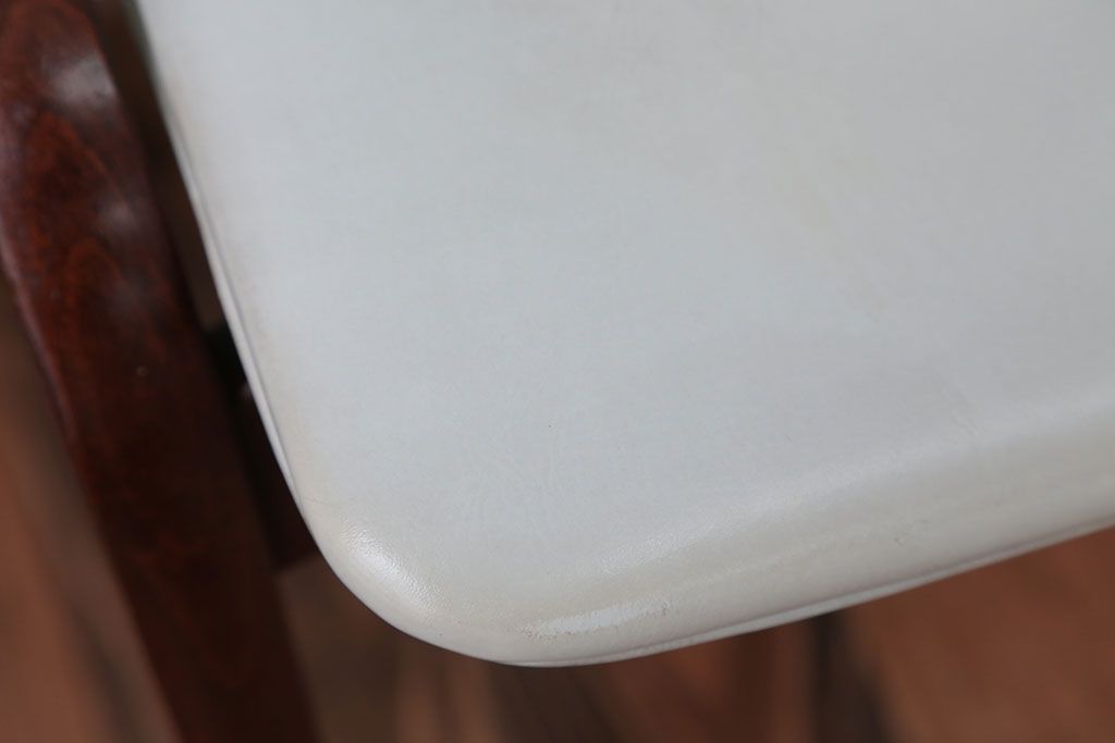 中古　秋田木工のおしゃれな曲げ木スツール(スタッキングスツール)(1)