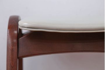 中古　秋田木工のおしゃれな曲げ木スツール(スタッキングスツール)(1)