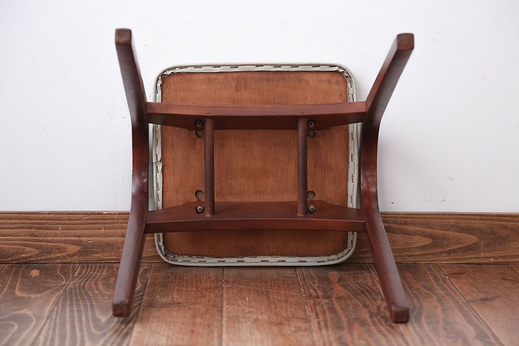 中古　秋田木工のおしゃれな曲げ木スツール(スタッキングスツール)(1)