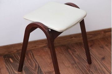 中古　秋田木工のおしゃれな曲げ木スツール(スタッキングスツール)(2)