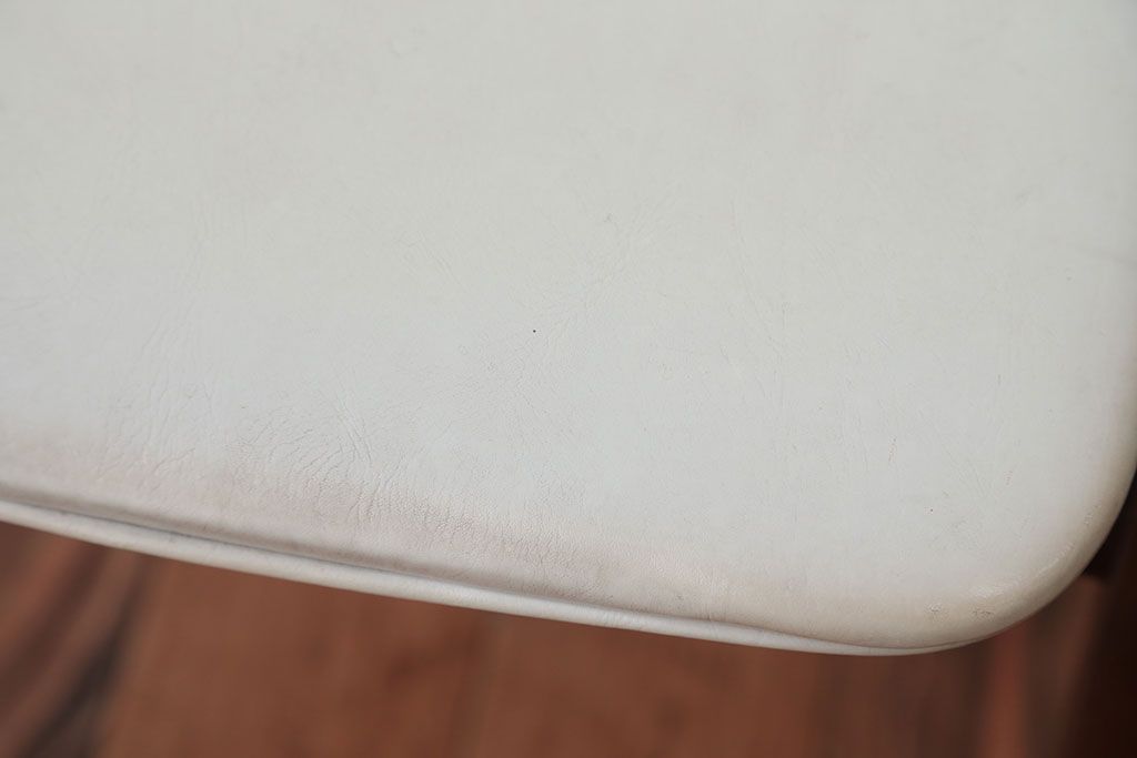 中古　秋田木工のおしゃれな曲げ木スツール(スタッキングスツール)(2)