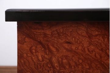 アンティーク雑貨　古民具・骨董　高級品!漆が綺麗な欅材玉杢の角火鉢(1)