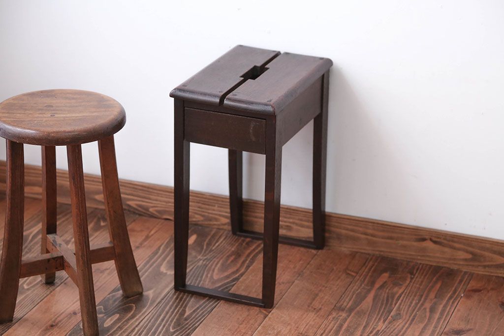 アンティーク家具　和製アンティーク　古いナラ材の引き出し付きスツール