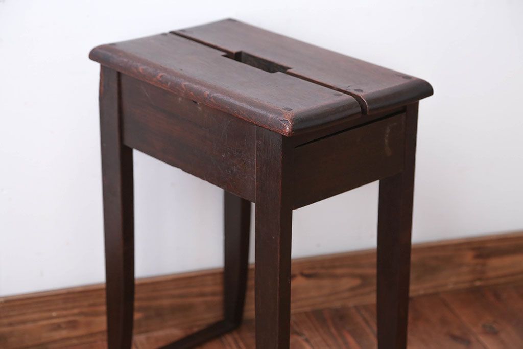 アンティーク家具　和製アンティーク　古いナラ材の引き出し付きスツール