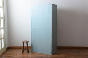 アンティーク家具　アンティーク　モールガラス入り!背のたかいペイント収納棚