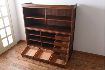 アンティーク家具　大正ロマン　とても大きな古い木製のオープンラック重ね飾り棚