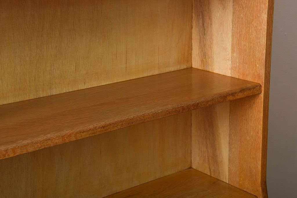 レトロ家具　昭和レトロ　厚手の古いナラ材が使用された大きな本棚