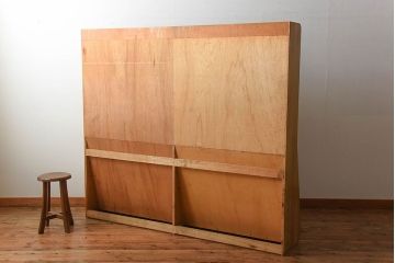 レトロ家具　昭和レトロ　厚手の古いナラ材が使用された大きな本棚