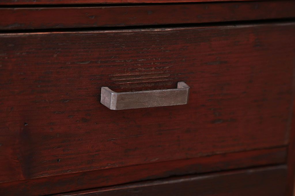 レトロ家具　昭和レトロ　古い木製の小さな3杯チェスト