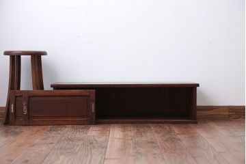 アンティーク家具　和製アンティーク　古い木製の小ぶりなテレビボード(ローボード)