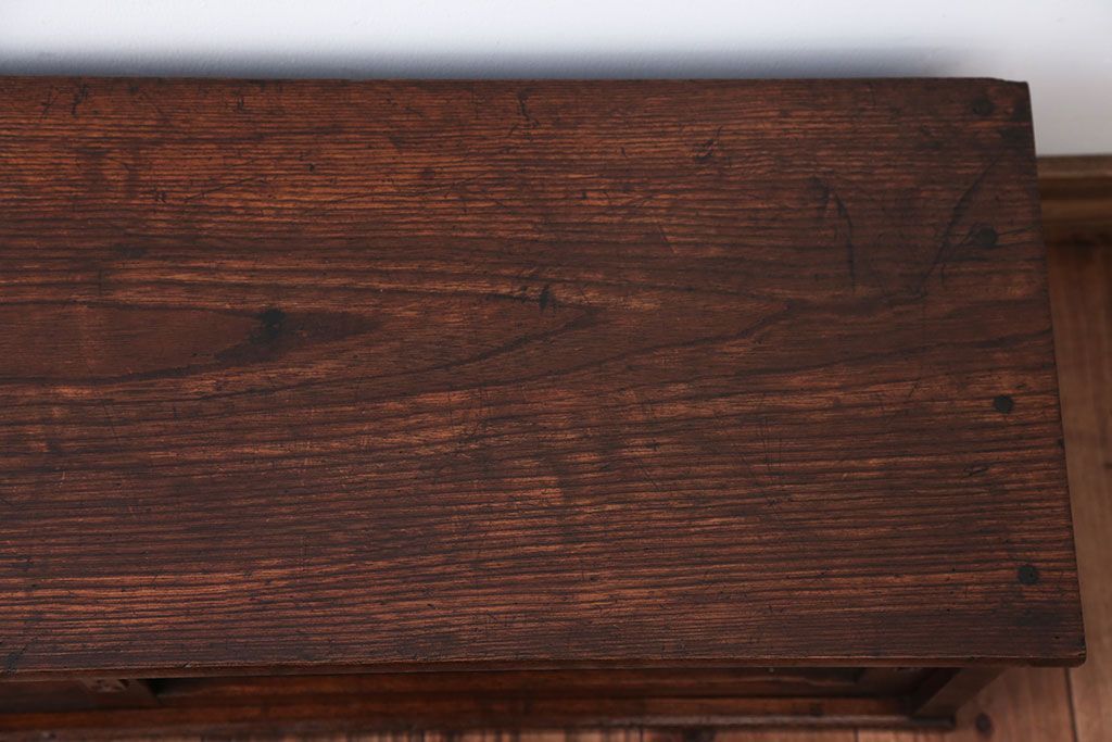 アンティーク家具　和製アンティーク　古い木製の小ぶりなテレビボード(ローボード)