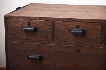 アンティーク家具　和製アンティーク　古い桐材の鉄脚付きローボード