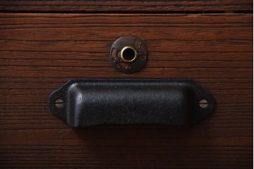 アンティーク家具　和製アンティーク　古い桐材の鉄脚付きローボード