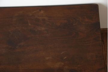 アンティーク家具　アンティーク　古い木製のキャスター付き小ぶりな収納棚(サイドテーブル)