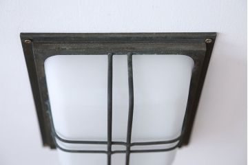 アンティーク　壁掛け照明の和風なシェード