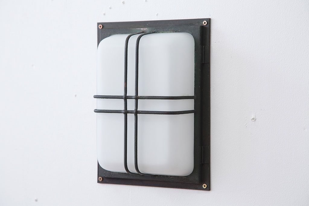 アンティーク　和風な壁掛け照明のシェード(2)