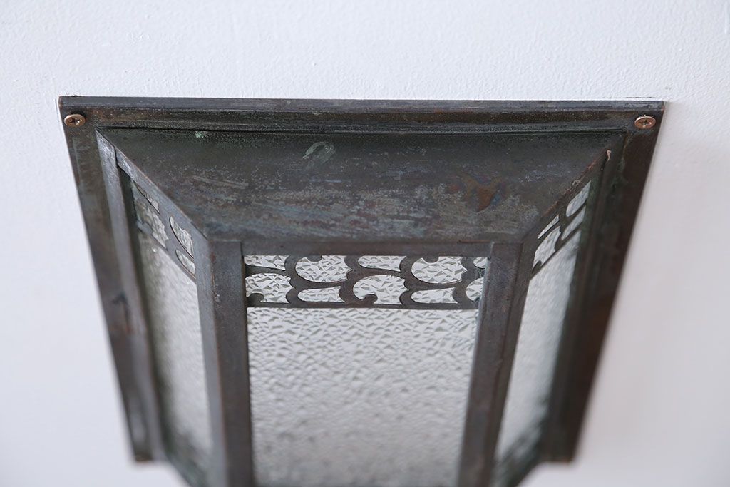 アンティーク　ダイヤガラスの壁掛け照明シェード(1)