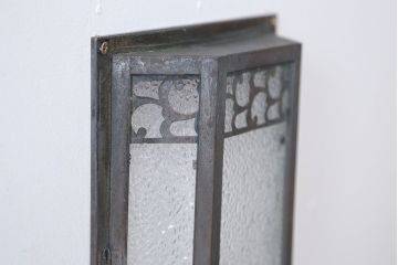 アンティーク　ダイヤガラスの壁掛け照明シェード(1)