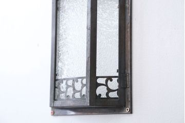 アンティーク　ダイヤガラスの壁掛け照明シェード(1)