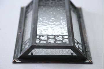 アンティーク　ダイヤガラスの壁掛け照明シェード(1)