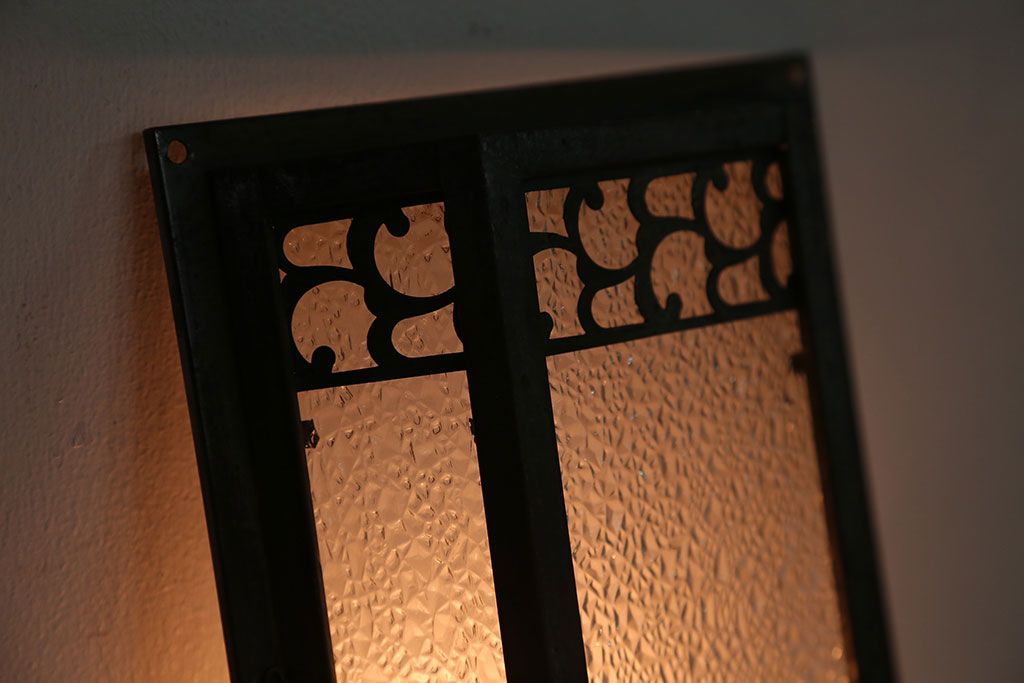 アンティーク　ダイヤガラスの壁掛け照明シェード(1)