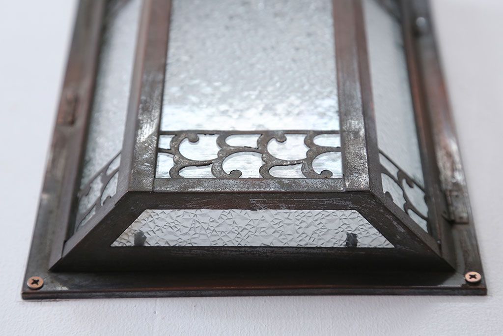 アンティーク　ダイヤガラスの壁掛け照明シェード(2)