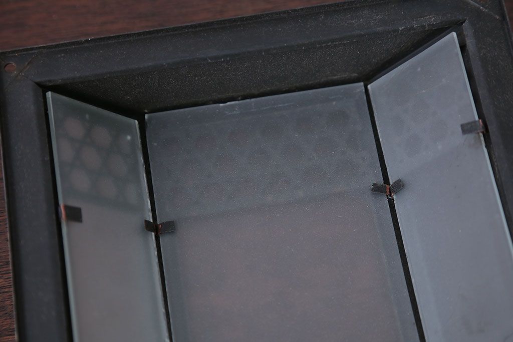 アンティーク　すりガラスの壁掛け照明シェード(1)