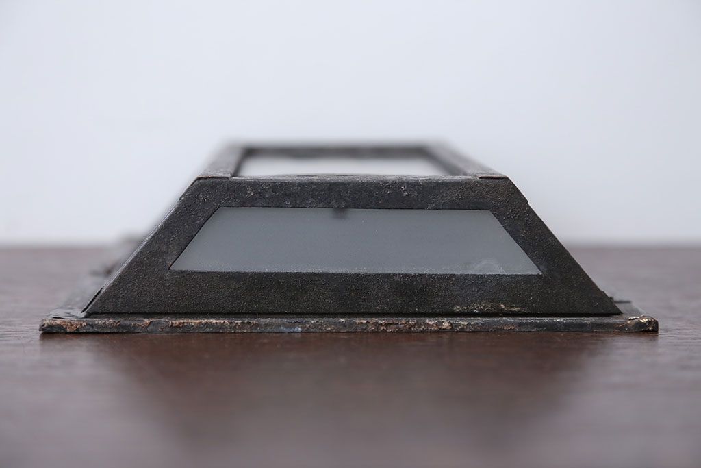 アンティーク　すりガラスの壁掛け照明シェード(2)