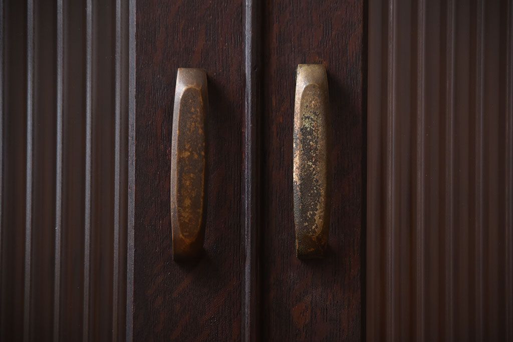 レトロ家具　昭和レトロ　モールガラス入り!古い木製の引き出し付きアンティーク本箱