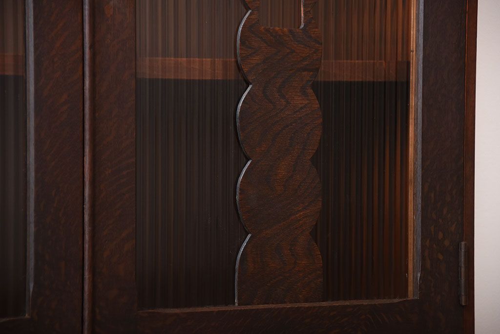 レトロ家具　昭和レトロ　モールガラス入り!古い木製の引き出し付きアンティーク本箱