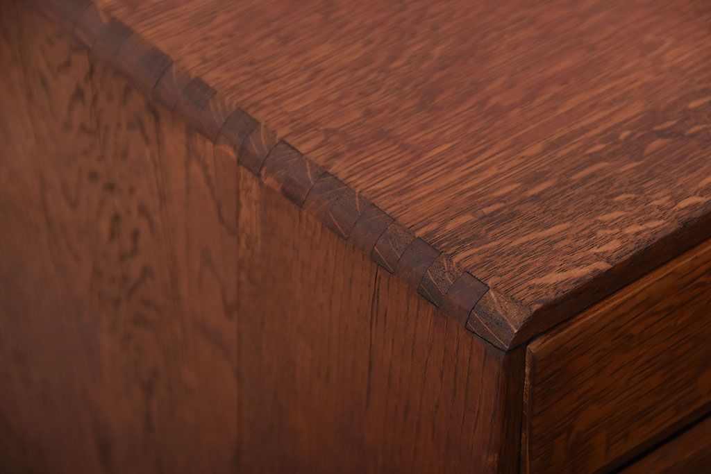 レトロ家具　昭和レトロ　ネームプレート付き!古いナラ材の10段小引き出し