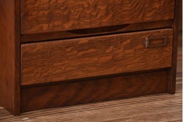 レトロ家具　昭和レトロ　ネームプレート付き!古いナラ材の10段小引き出し