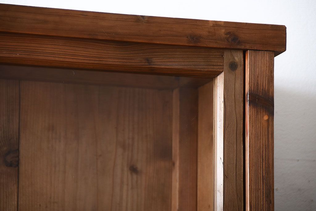 アンティーク家具　アンティーク　引き出し4杯付き!古い木味の重ね収納戸棚