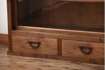 アンティーク家具　アンティーク　引き出し4杯付き!古い木味の重ね収納戸棚