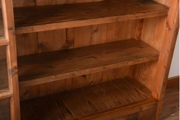 アンティーク家具　アンティーク　引き出し4杯付き!古い木味の重ね収納戸棚