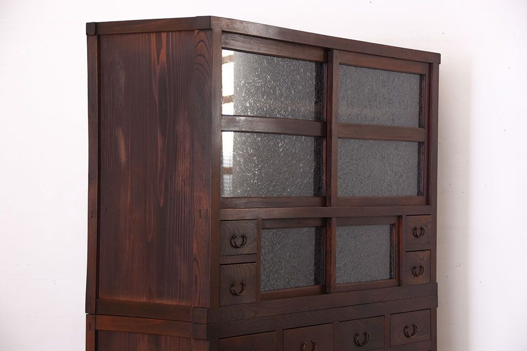 アンティーク家具　古民具・骨董　結霜ガラス入り!前面欅材の高級変わり型収納棚